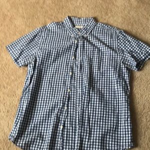Short sleeve button down polo